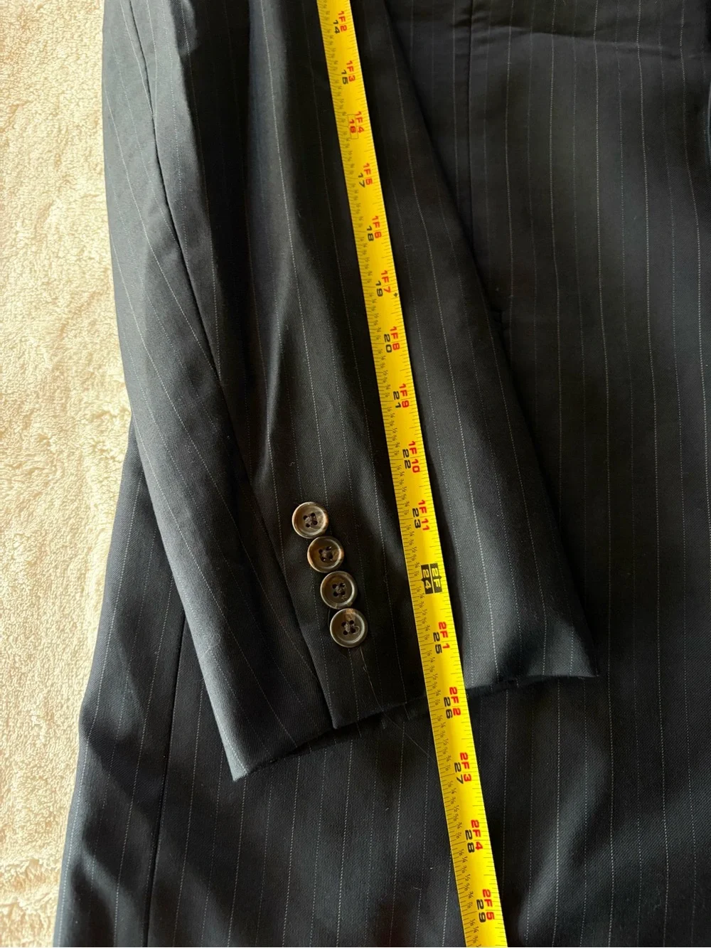 Lauren Ralph Lauren Mens 42L 2 Piece Suit Wool navy pinstripes. W36 L31 cuffed